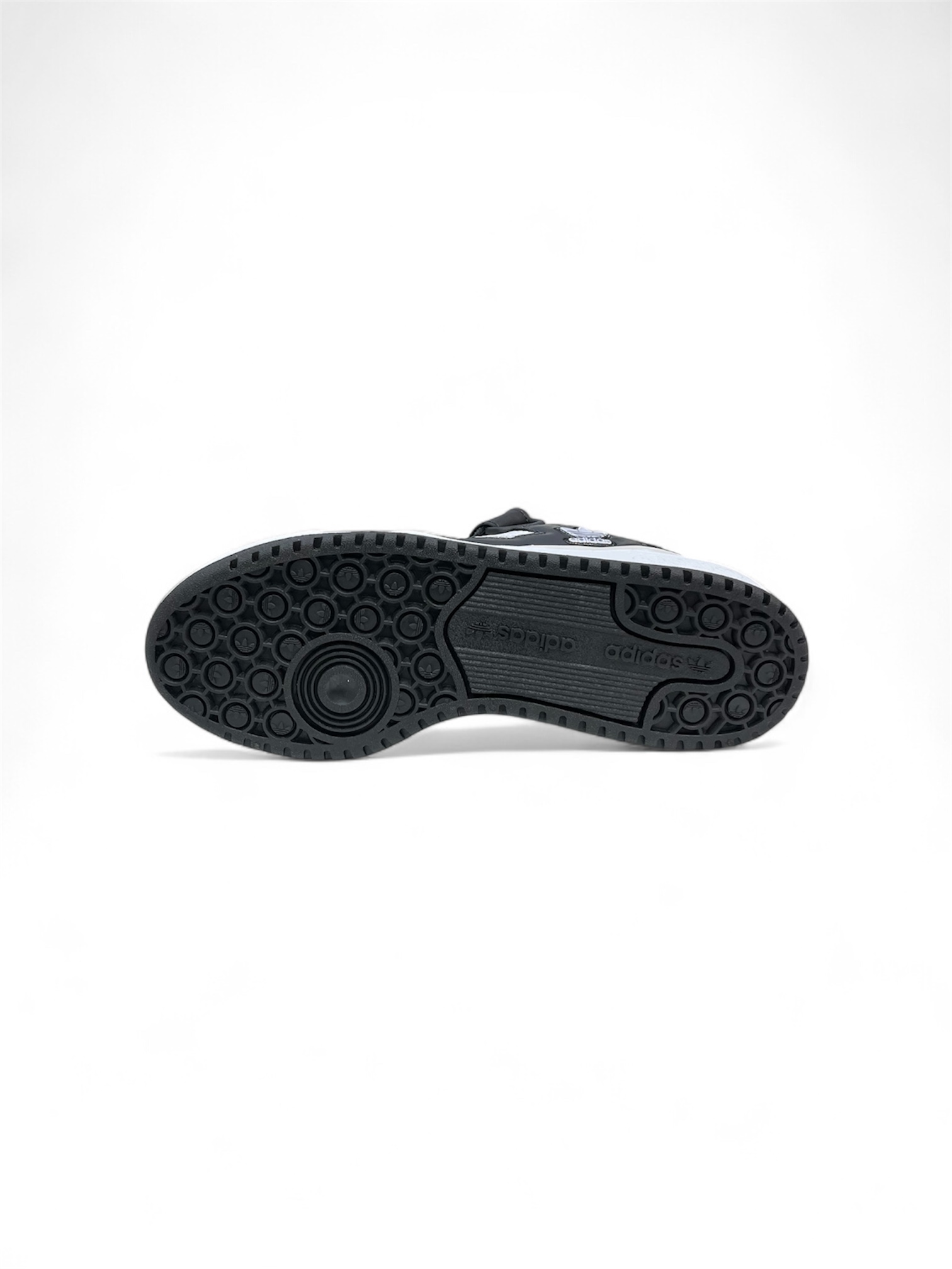 ADIDAS FÓRUM LOW ( PRETO / BRANCO)