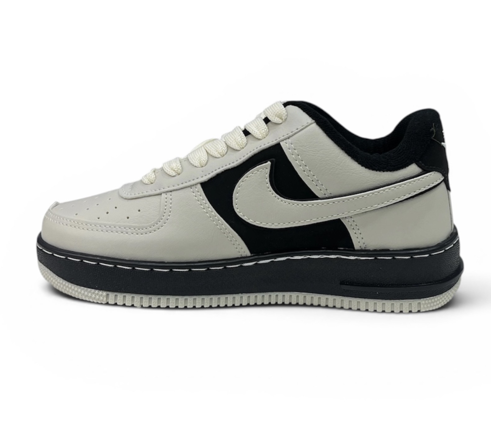 AIR FORCE ( CREME / PRETO )