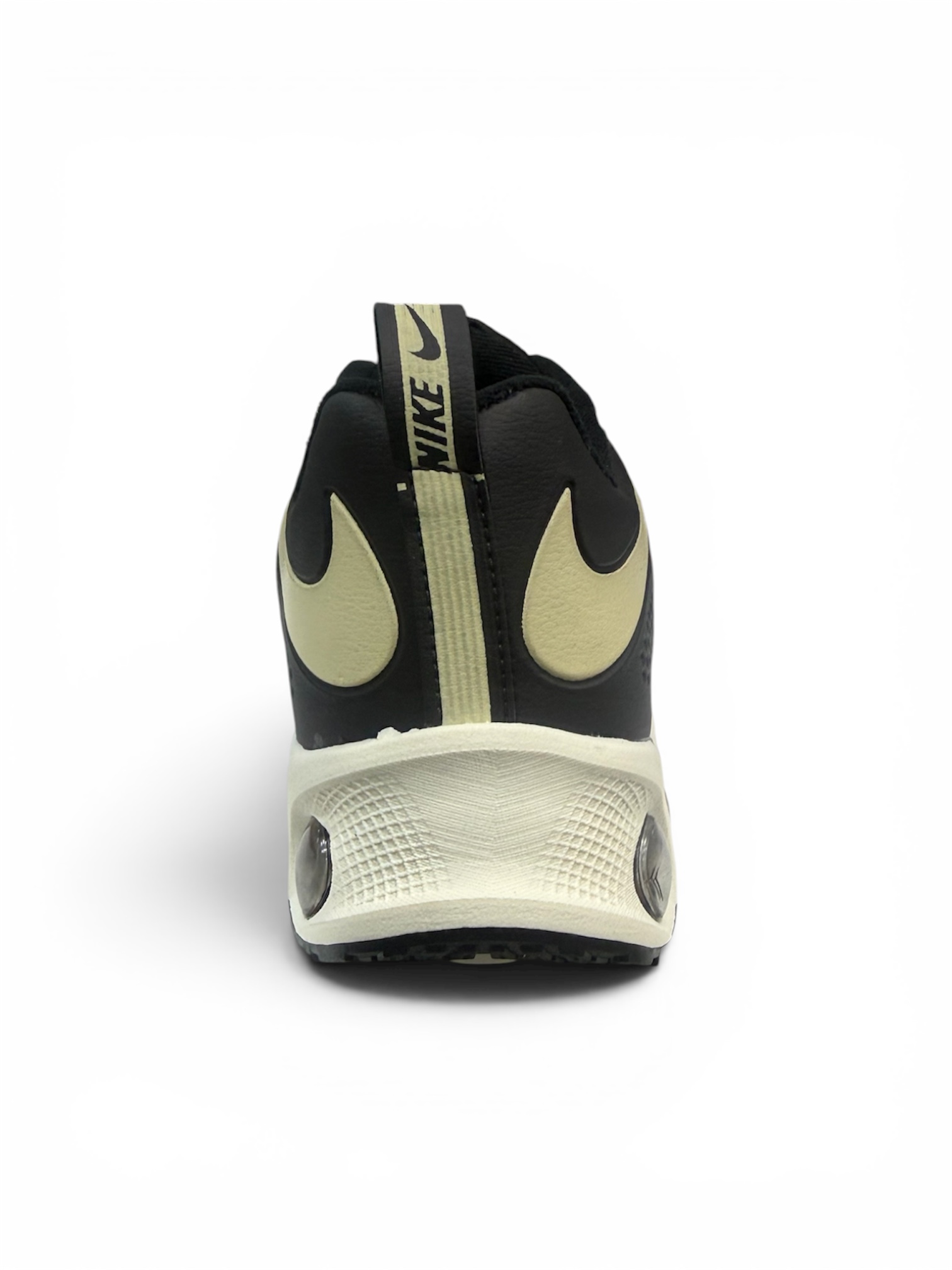 AIR MAX DN8 ( PRETO / DOURADO )