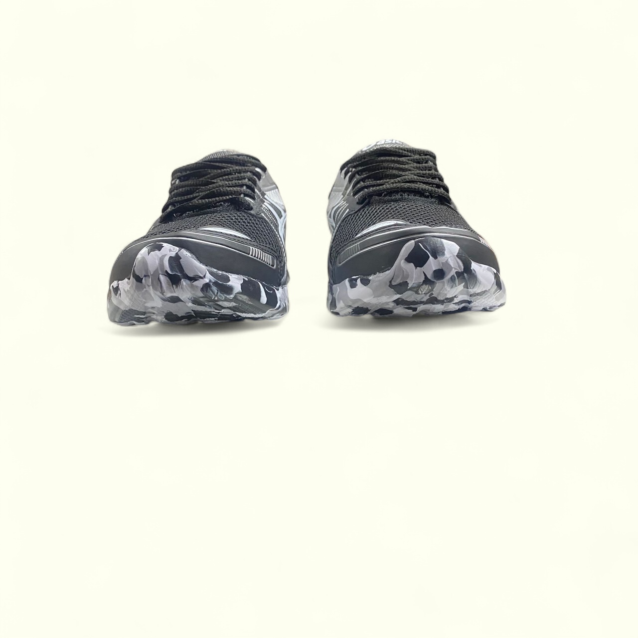 ASICS GEL ( PRETO / PRATA )