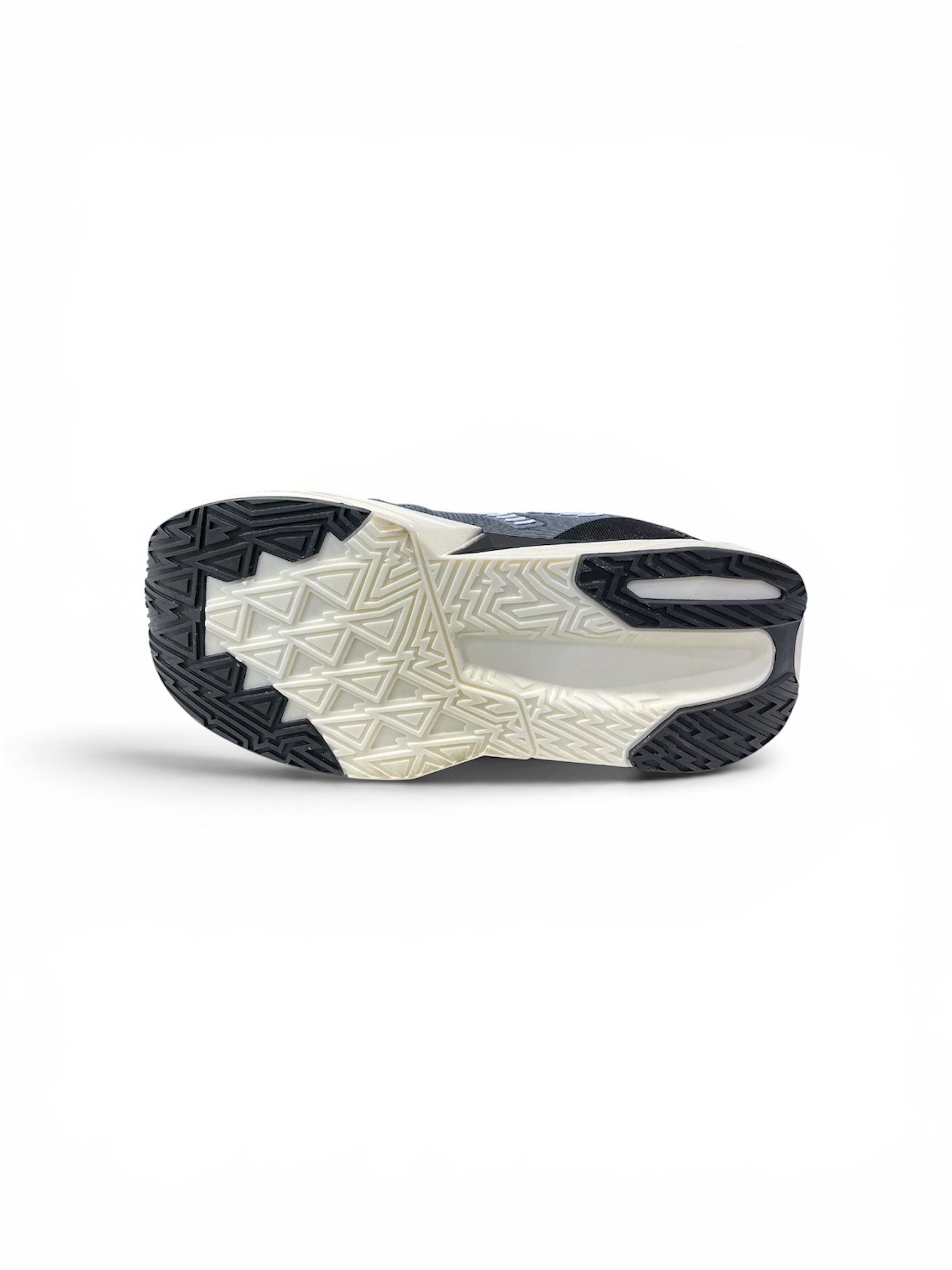 NEW BALANCE FUELCELL REBEL V5 ( CINZA )