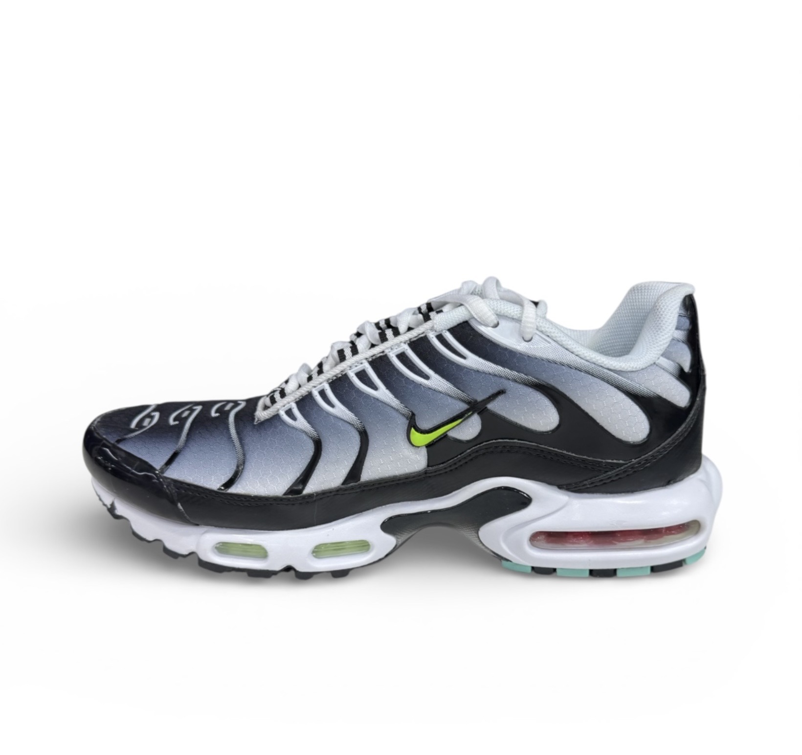 NIKE TN IMPORTADO ( GELO VERDE)