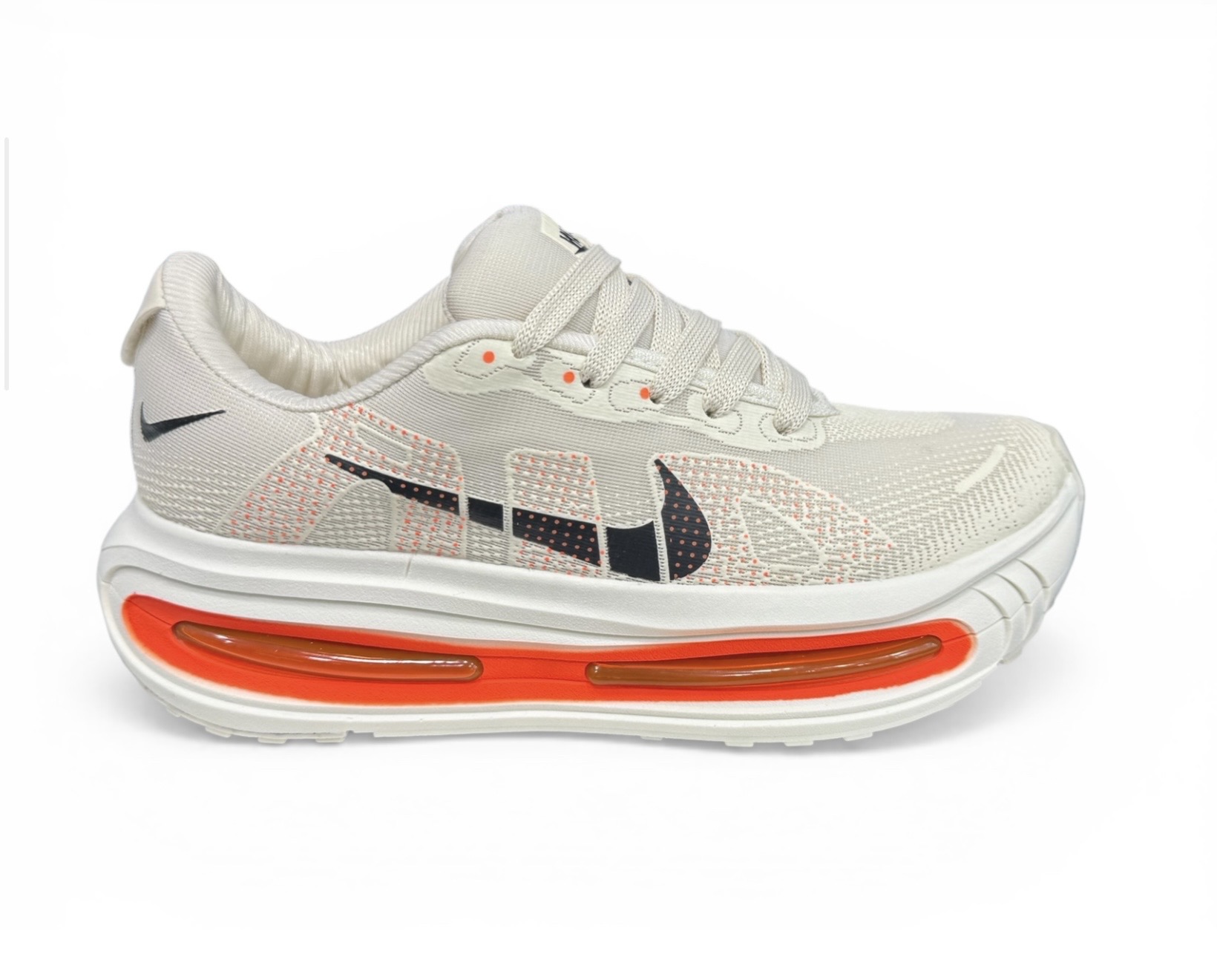 NIKE VOMERO (OFF LARANJA)