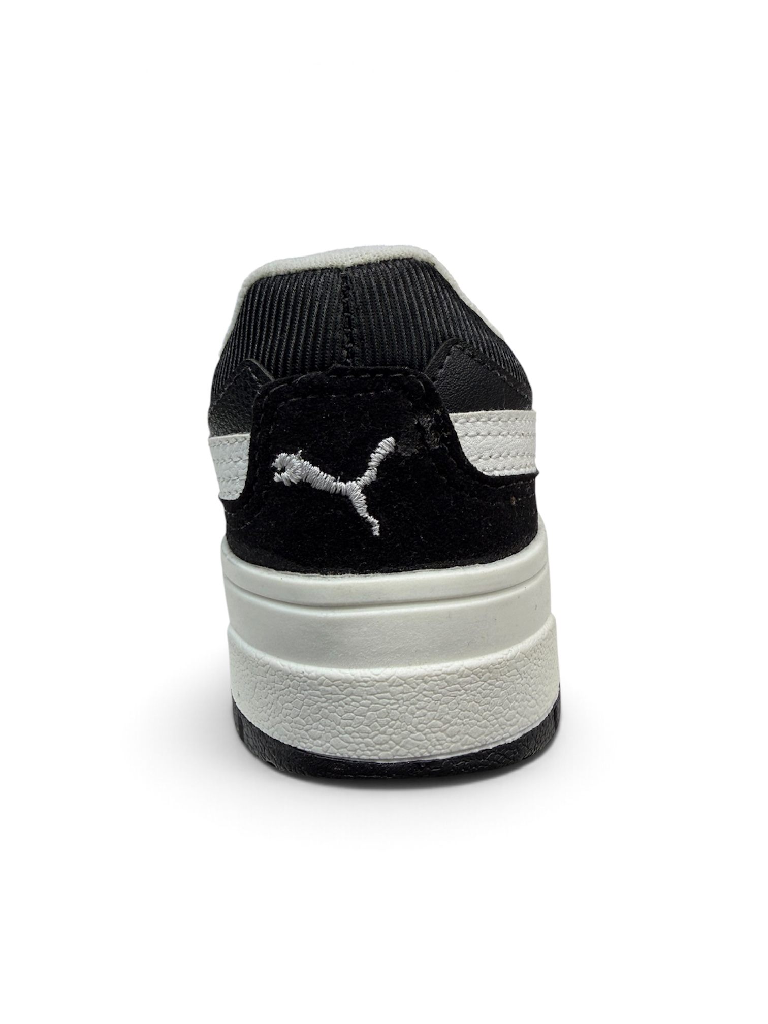 PUMA REBOUND FEMME LOW BDP ( PRETO/ BRANCO )